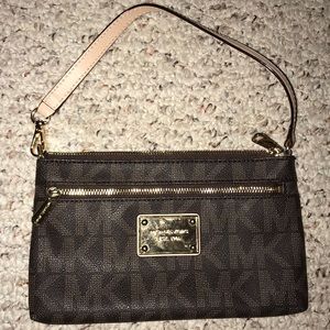 Michael Kors Large wallet wristlet